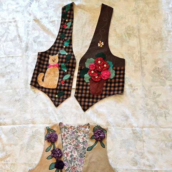 🌺 Two Vintage Handmade 100% Cotton 80's/90's Whimsical Vest - Picture 1 of 16